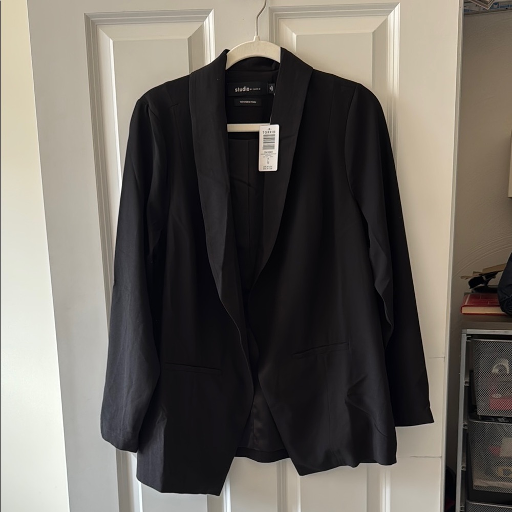 Torrid Black Tailored Blazer with Notched Lapels